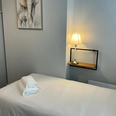 דירה Dublin Studio Stay *